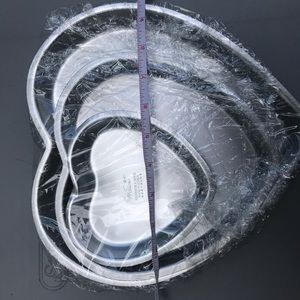 Wilton heart cake pan